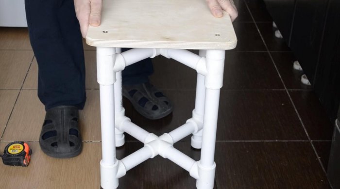 Artisanat à partir de tuyaux en plastique de vos propres mains - variétés, caractéristiques du travail, idées de photos intéressantes et cours de maître utiles