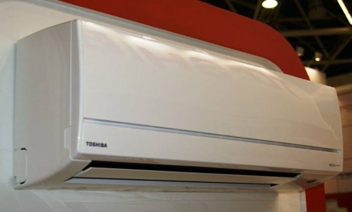 Système de séparation au plafond: types d'équipements et caractéristiques de son installation + classement des meilleurs modèles TOP-10