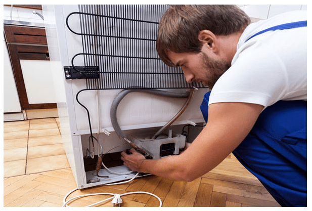 Réparation de réfrigérateur Liebherr : un aperçu des pannes typiques et leur élimination