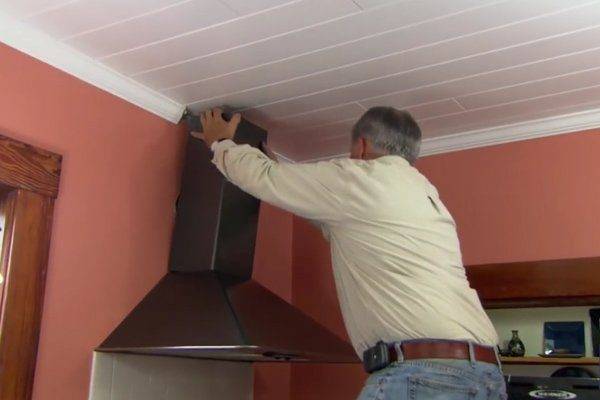 Hotte pour la cuisine avec un conduit d'air: comment aménager une hotte dans la cuisine avec et sans caisson