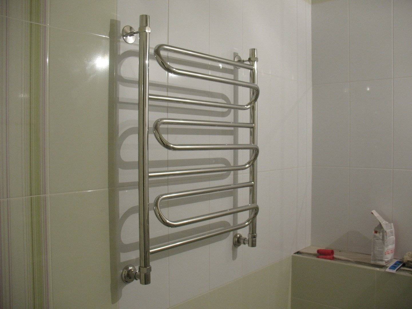 ➤ raccordement correct du sèche-serviettes | nous sommes des bâtisseurs ✔1