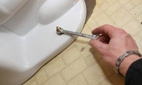 Comment installer un robinet de bidet : guide d'installation et de raccordement