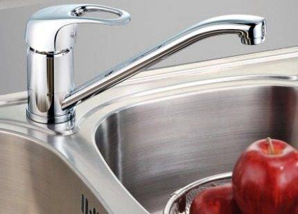 Dispositif de robinet de cuisine : en quoi consistent les robinets typiques et comment ils fonctionnent