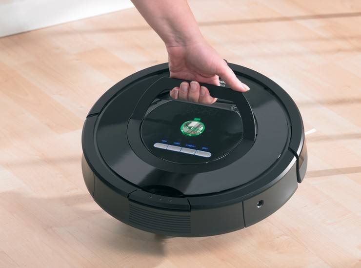 Vaut-il la peine d'acheter un aspirateur robot: les capacités des unités, les opinions et les critiques des propriétaires