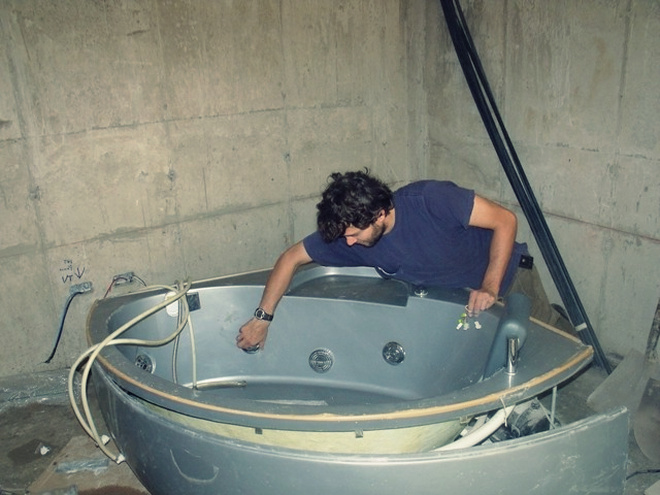 Technologie d'installation de jacuzzi à l'intérieur et à l'extérieur : instructions étape par étape