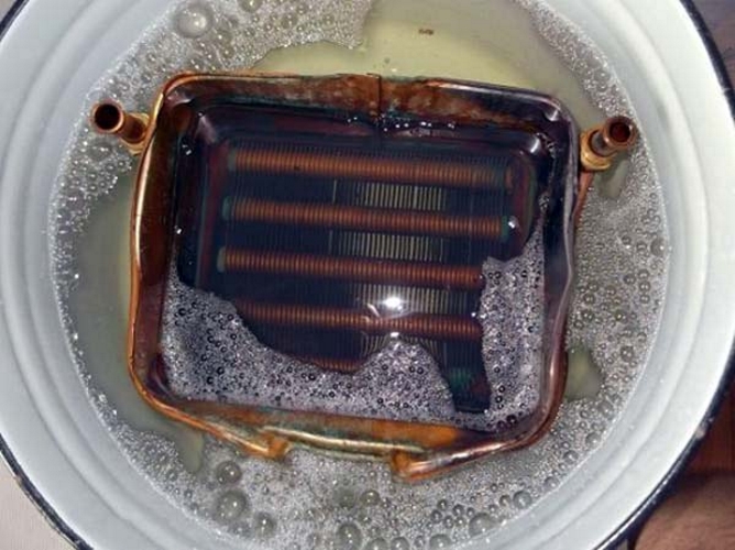 Réparation d'échangeur de chaleur à colonne de gaz à faire soi-même