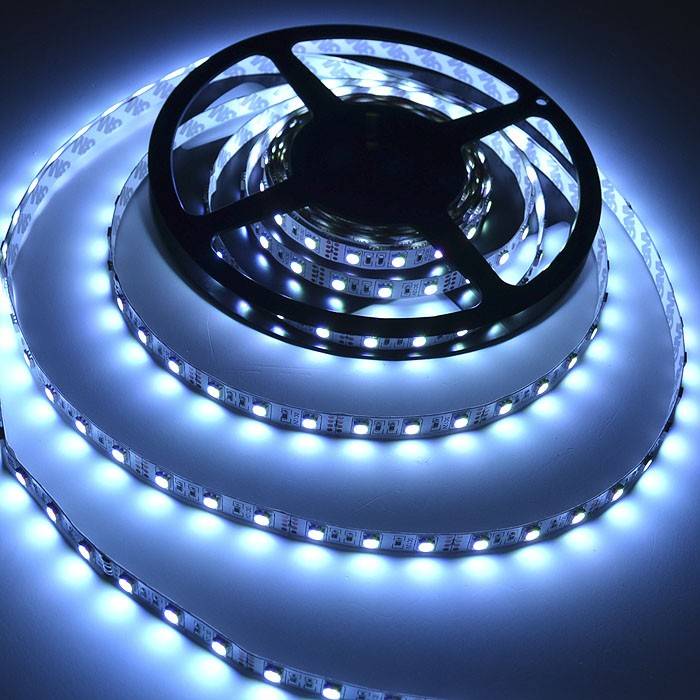 Comment connecter une bande LED: les principales étapes d'installation et de connexion