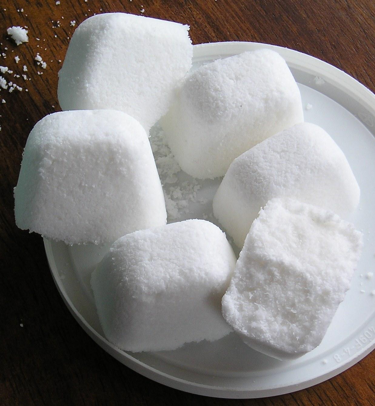 Recettes à faire soi-même pour fabriquer des tablettes pour lave-vaisselle - point j