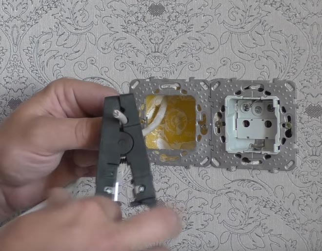 Prise informatique : types, catégories, règles de localisation et technologie de connexion