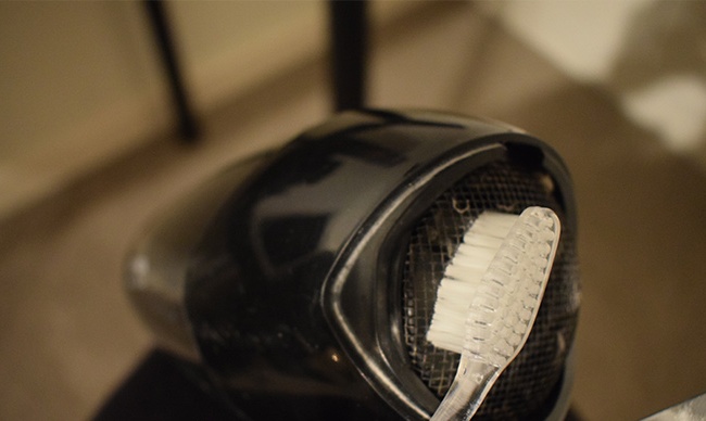 10 façons non conventionnelles d'utiliser une vieille brosse à dents