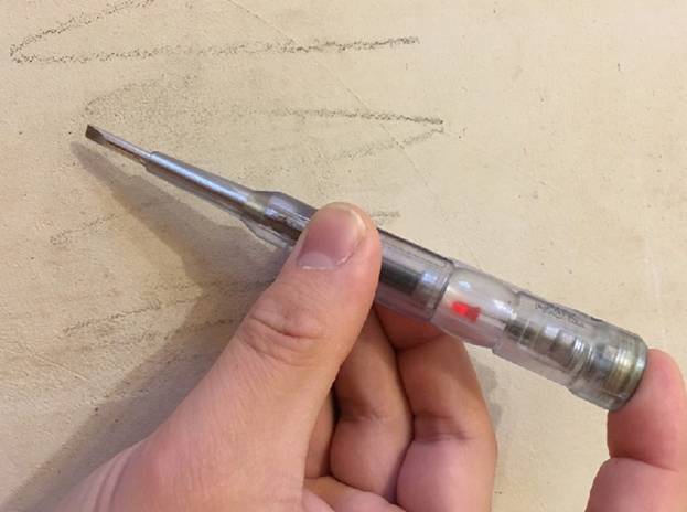 Indicateur de câblage caché: principe de fonctionnement et mode d'emploi