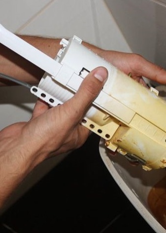 Mécanisme de chasse d'eau: appareil, principe de fonctionnement, aperçu des différentes conceptions