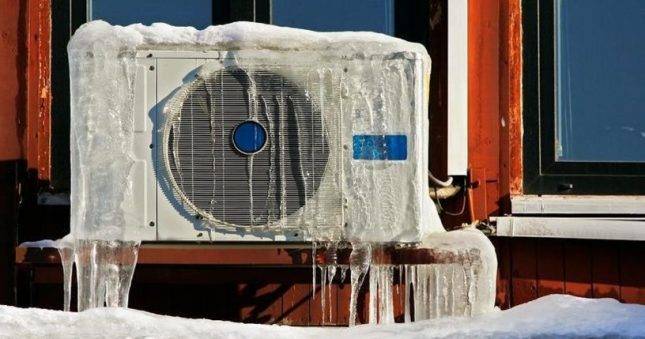 Pourquoi le climatiseur ne chauffe pas : causes et solutions