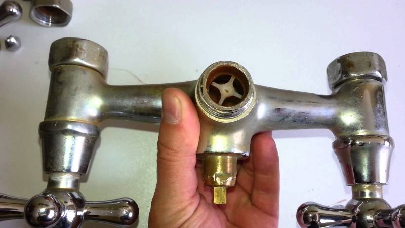 Réparation de robinet à levier unique à faire soi-même: instructions étape par étape