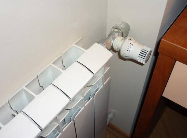 Tête thermique pour radiateur de chauffage : appareil, fonctionnement + procédure d'installation