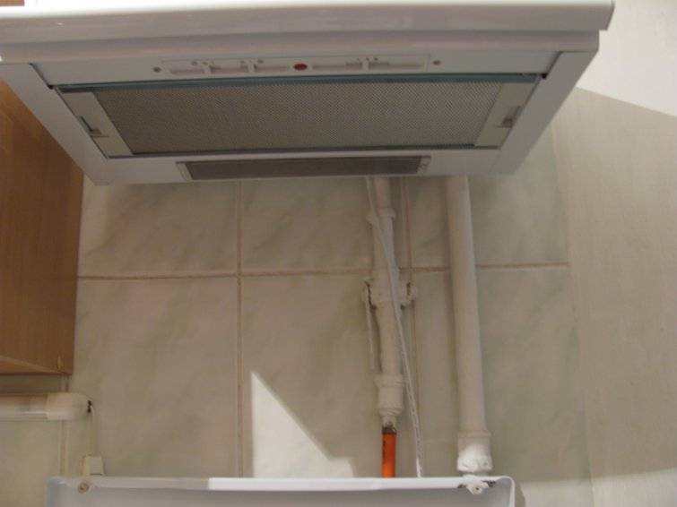 Pourquoi le robinet d'eau et la baignoire reçoivent-ils des décharges électriques ? rechercher les causes et comment s'en débarrasser.