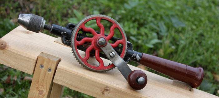 Comment faire un trou dans un carrelage sans perceuse