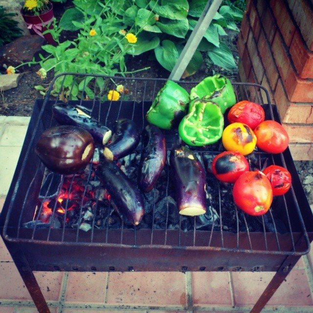 Gril à gaz à faire soi-même: instructions étape par étape pour la construction d'un produit fait maison