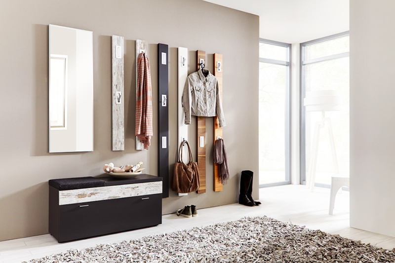 5 façons de sélectionner avec succès des meubles pour agrandir visuellement le couloir