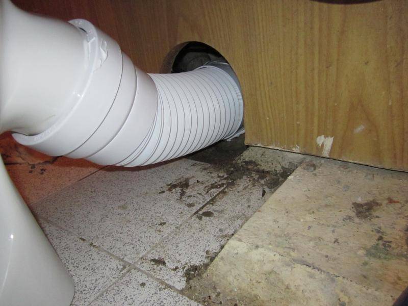 Comment connecter les toilettes aux options et schémas d'égout