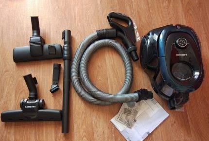Aspirateurs à turbine anti-enchevêtrement Samsung : caractéristiques + examen du modèle