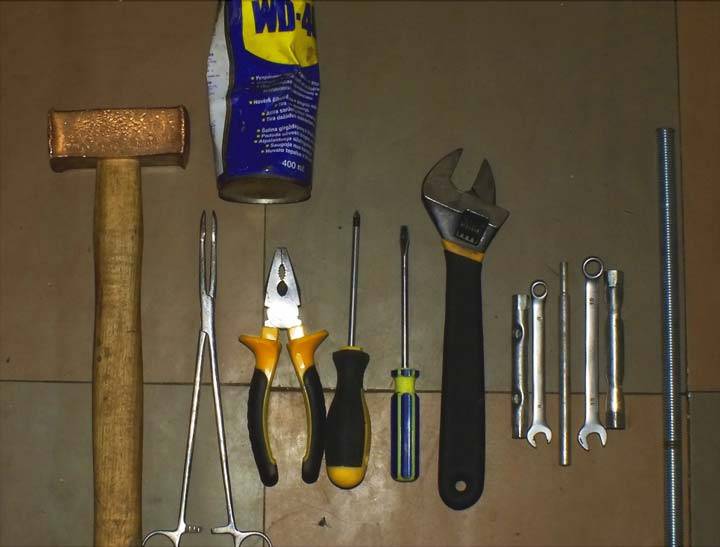 Comment changer le roulement sur la machine à laver Indesit: instructions étape par étape