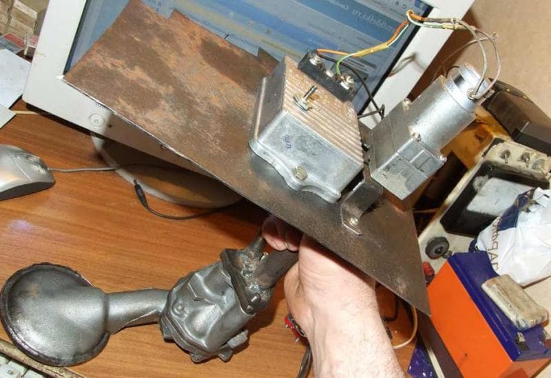 Pistolet thermique à huile usée à faire soi-même: instructions de fabrication étape par étape