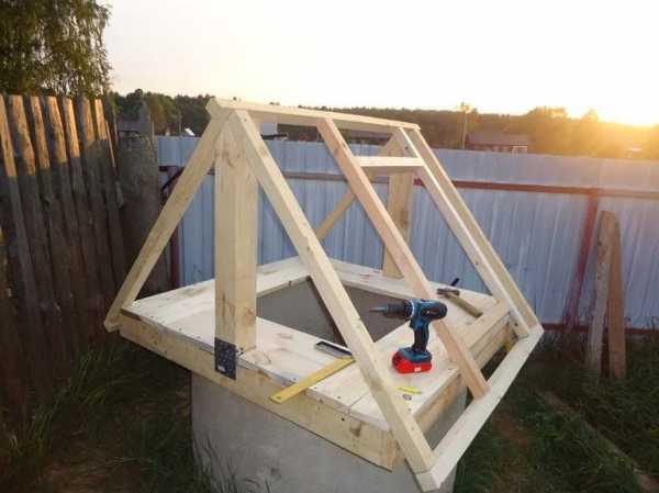 Maison de puits à faire soi-même: dessins cotés