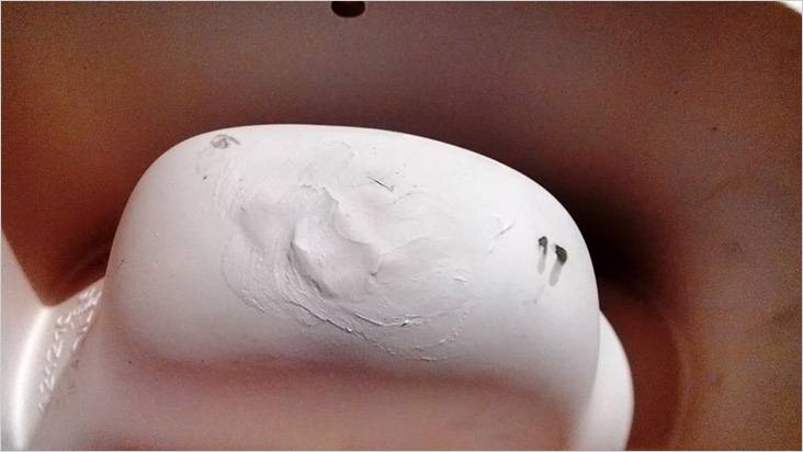 Le réservoir des toilettes fuit : que faire si une fuite est détectée