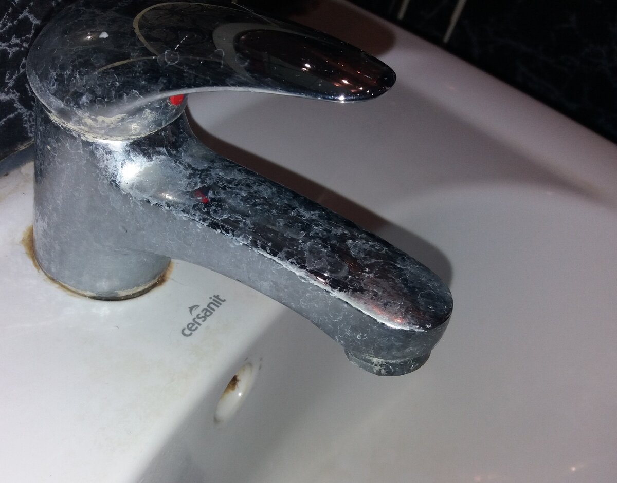 Comment nettoyer le robinet du calcaire?