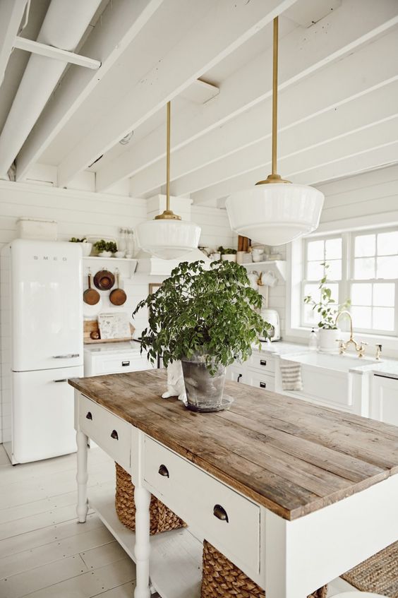 5 façons de remplir de manière rentable un coin dans une petite cuisine