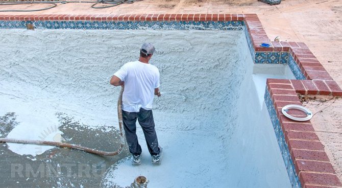 Imperméabilisation de piscine à faire soi-même - comment faire l'imperméabilisation