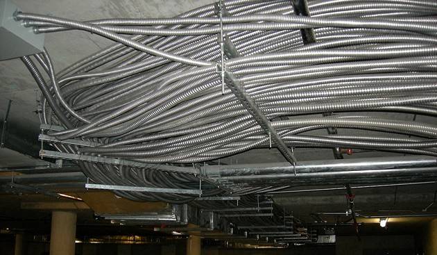 Ondulation pour câblage électrique : comment choisir et installer un manchon de câble ondulé