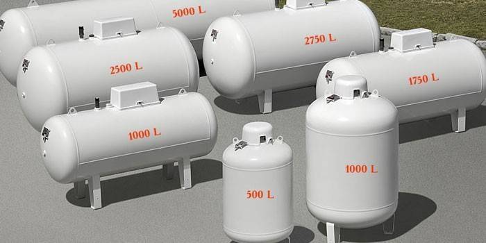 Installation et installation d'un réservoir de gaz pour une maison privée: la procédure de conception et de réalisation des travaux d'installation