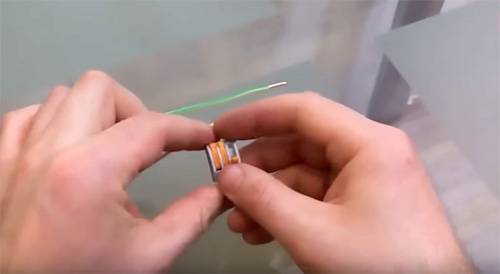 Borniers auto-serrants : types et étendue + recommandations pour les clients