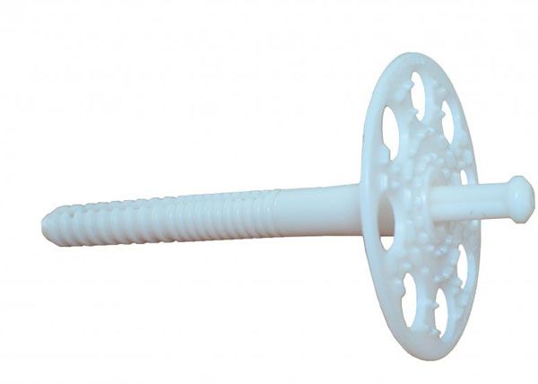 3 façons de réparer une cheville qui tombe du mur