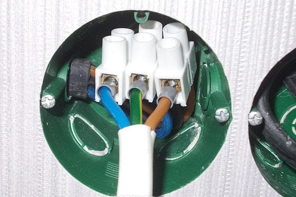 Façons de connecter les fils électriques: types de connexions + nuances techniques
