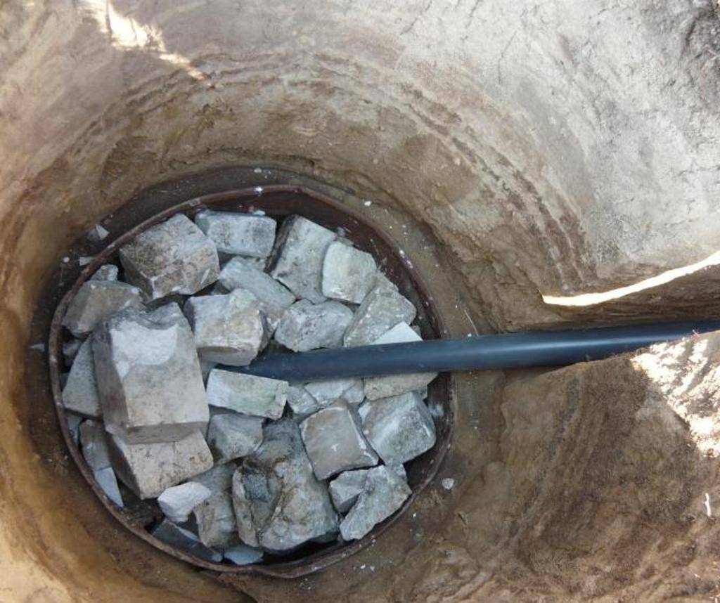 Comment arroser le puits après le forage