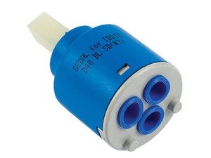 Remplacement d'une cartouche dans un robinet : instructions pour remplacer une ancienne pièce par une nouvelle