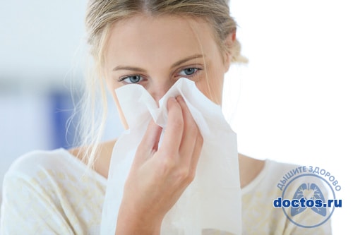 Les toilettes fuient après la chasse d'eau : causes possibles du dysfonctionnement et comment les réparer