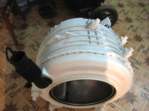 Comment démonter une machine à laver: les nuances du démontage des modèles de différentes marques