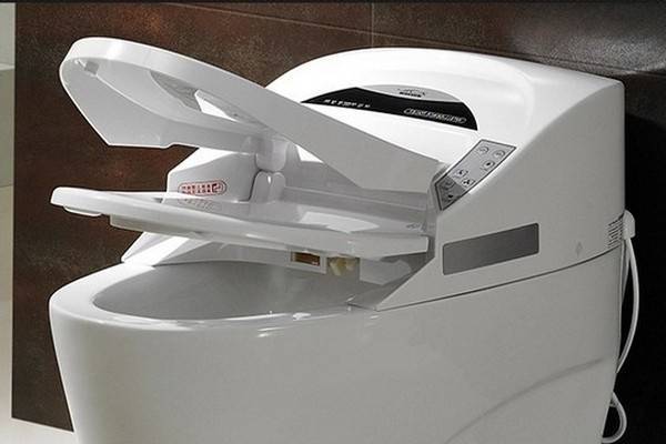 Toilettes intelligentes - plomberie intelligente pour le confort