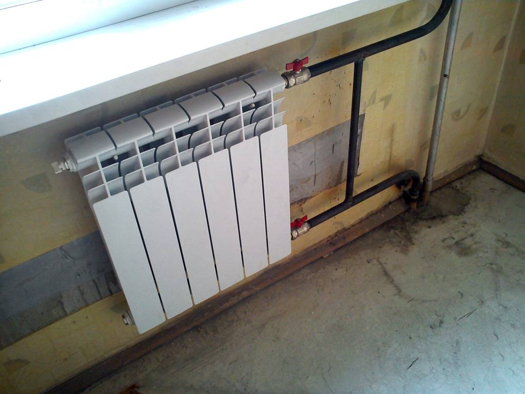 Comment démonter un radiateur de chauffage de vos propres mains: conseils utiles et règles de base