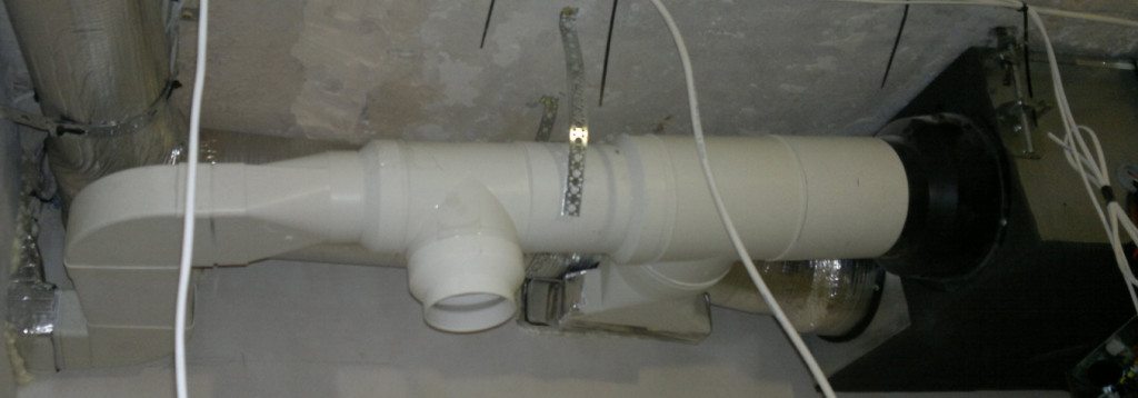Installation de conduits de ventilation en plastique: comment assembler un système de tuyaux en polymère