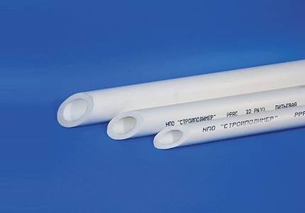 Plomberie en polypropylène à faire soi-même : tout savoir sur l'installation d'un système de tuyaux en plastique