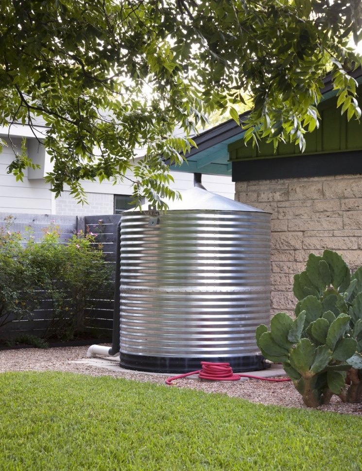 Système de récupération d'eau de pluie et options d'utilisation de l'eau de pluie à la maison