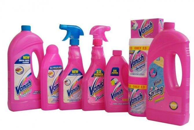 Les meilleurs produits de nettoyage pour meubles rembourrés - TOP 10 des produits les plus efficaces