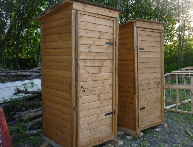 Schémas de construction de toilettes de campagne + projet de toilettes avec douche en dessins et photos