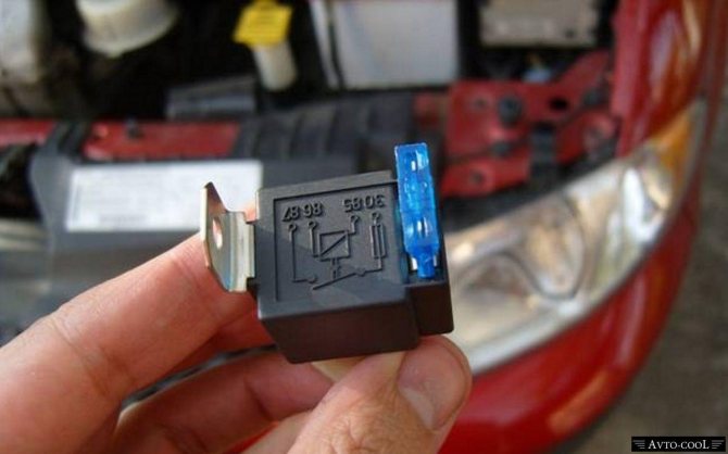 Relais intermédiaire: fonctionnement, marquage et types, nuances de réglage et de connexion