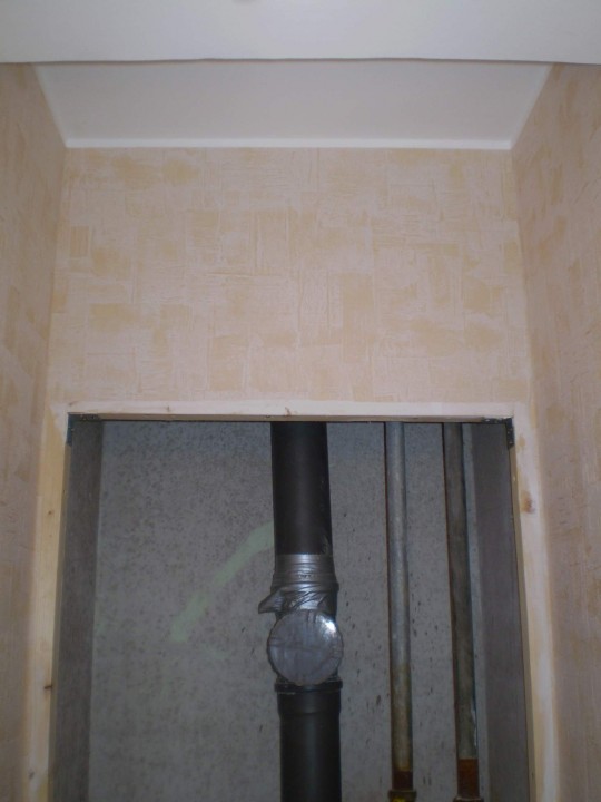 Est-il possible d'accrocher des armoires sur un conduit de ventilation: nuances juridiques et conséquences pour le contrevenant